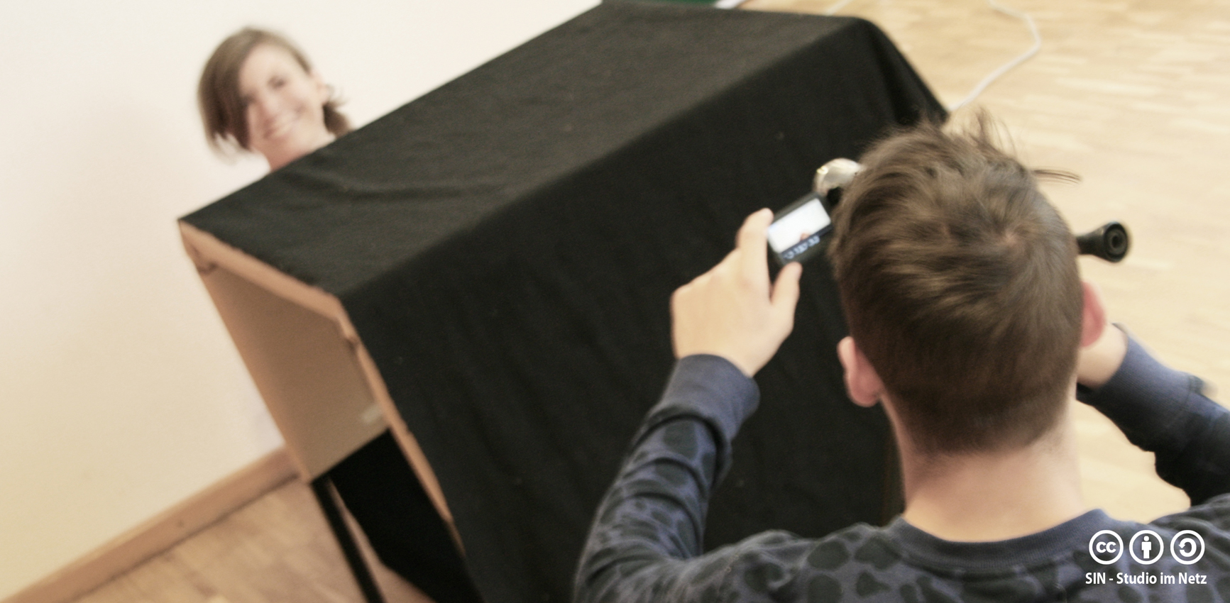 "We watch you - Deine Bilder im Internet"